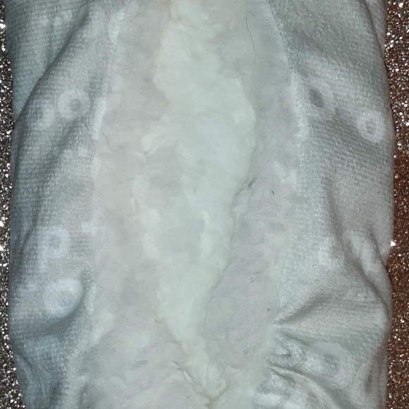 PINKFONG MOMMY SHARK SLIPPERS - Picture 5 of 6